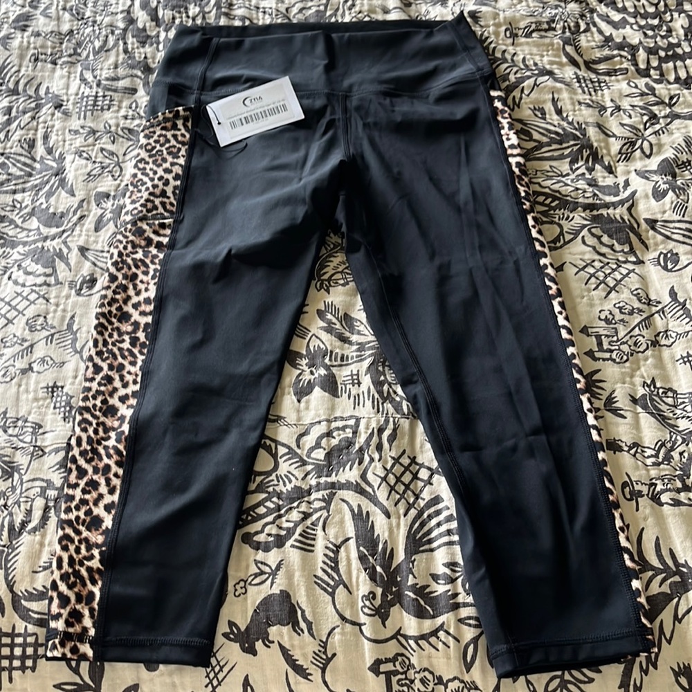 Zyia Active Leopard Capri Leggings 14-16